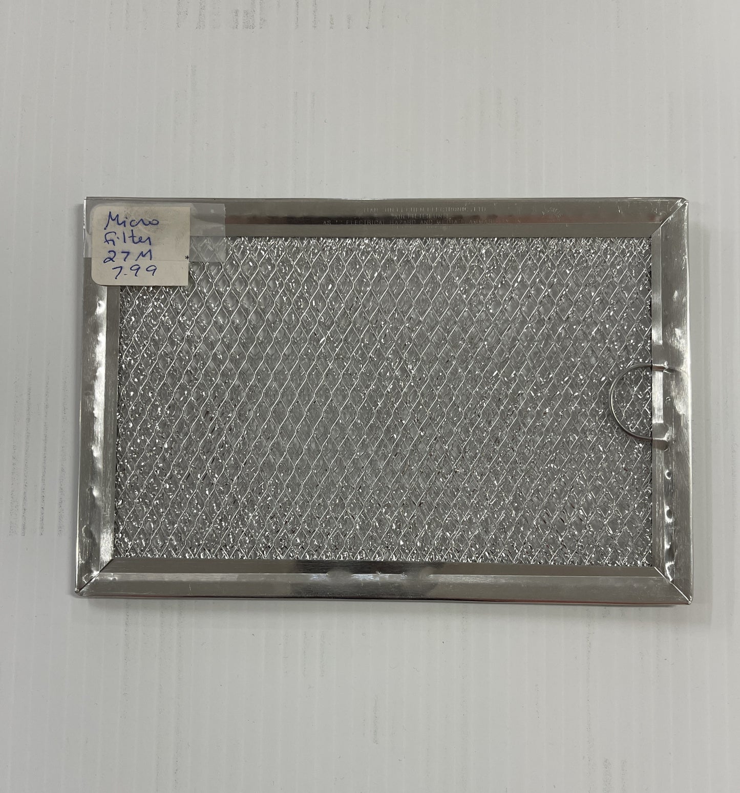 Aluminum mesh screen/filter for range.