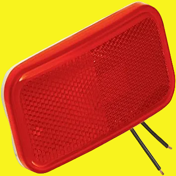 A red clearance light